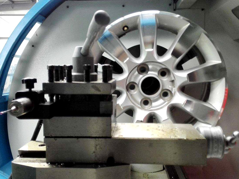 車(chē)床車(chē)槽都是一次加工到底的嗎？