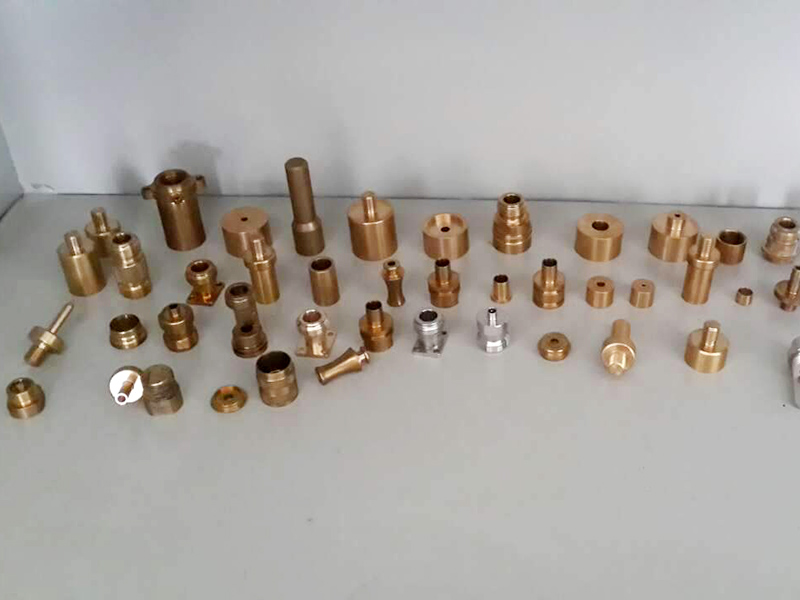 五金加工類銅材分幾種？詳細解答！